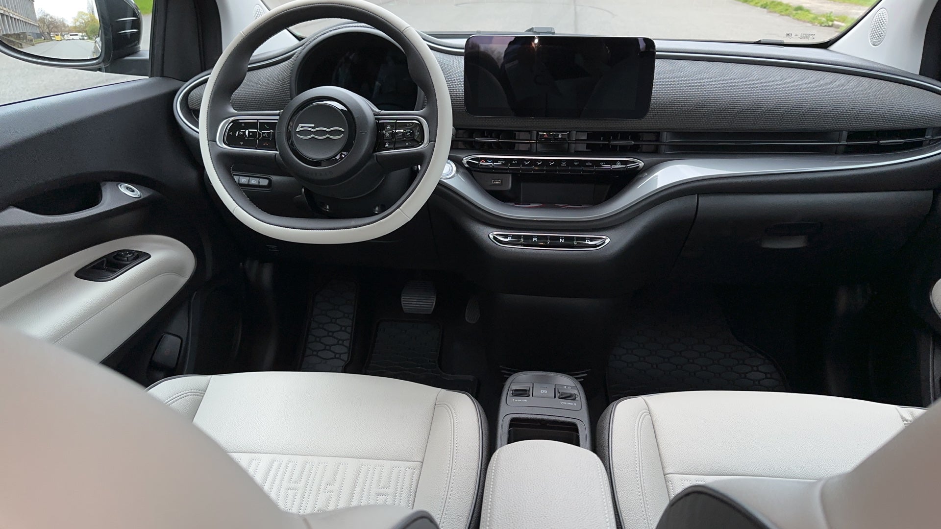 FIAT 500e - La Prima by Bocelli